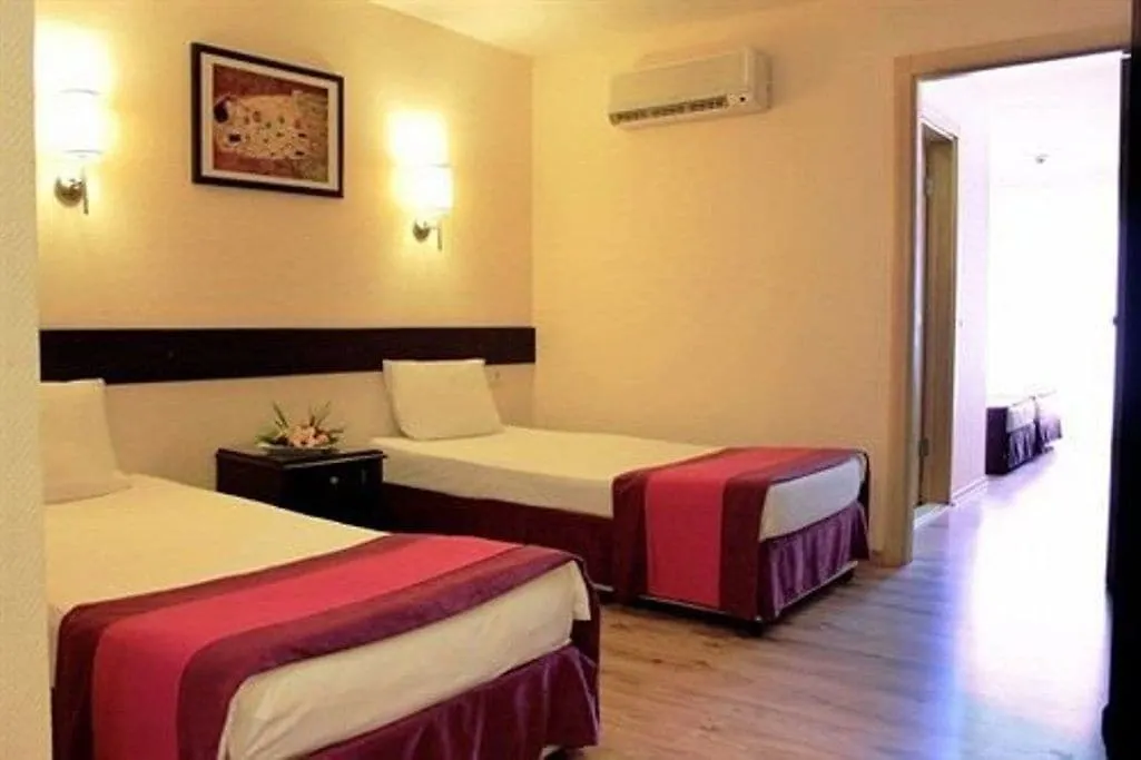 מרמריס Club Troy Hotel & Residence 2*,